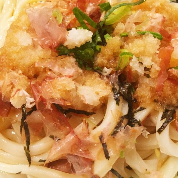 冷たいダシで！おろしかつお節うどん